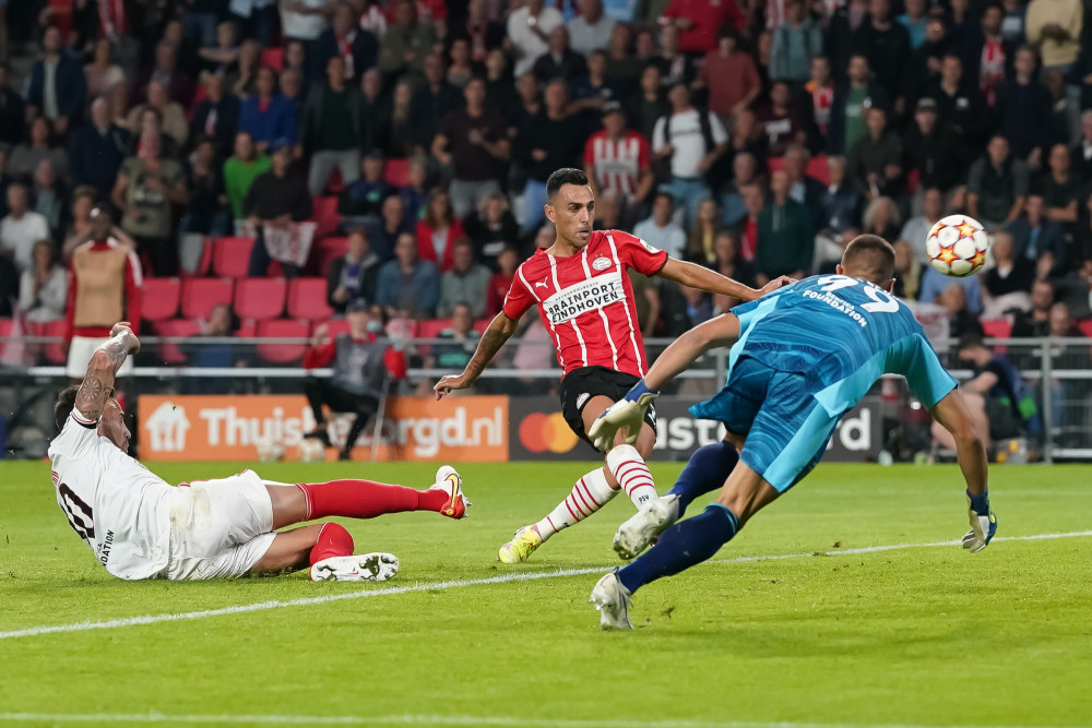 迪纳摩队以 迪纳摩队以