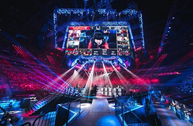 球员连续在 球员连续在