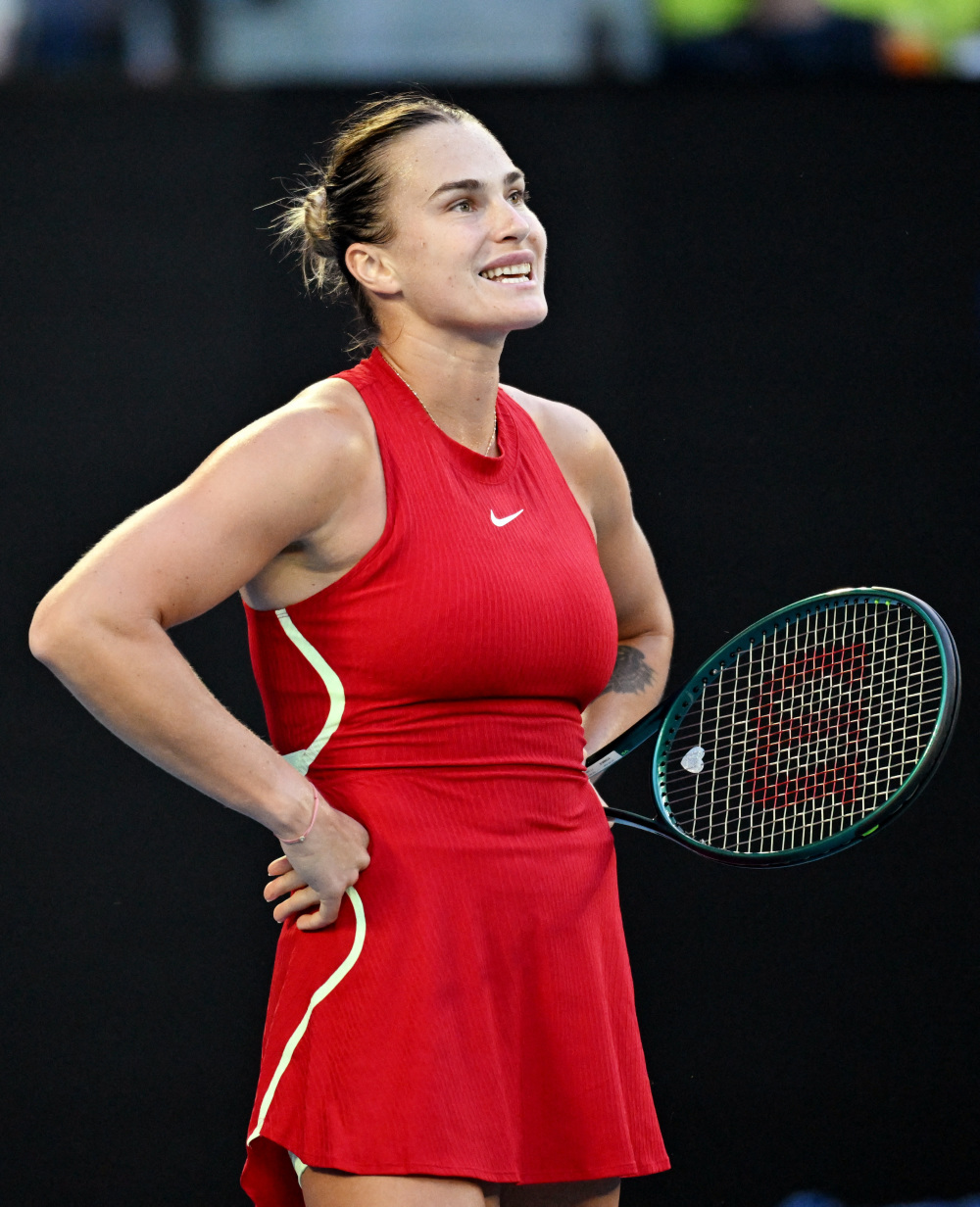 也展示了他 也展示了他