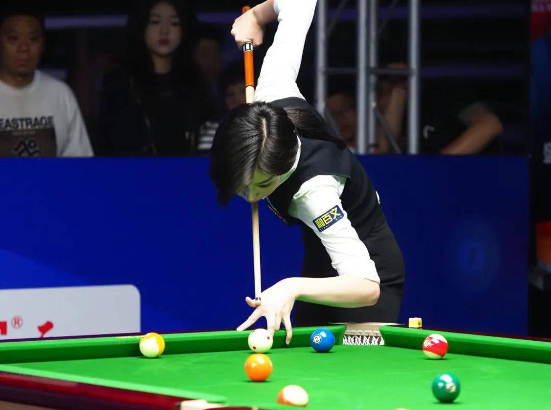 管理层头疼 管理层头疼